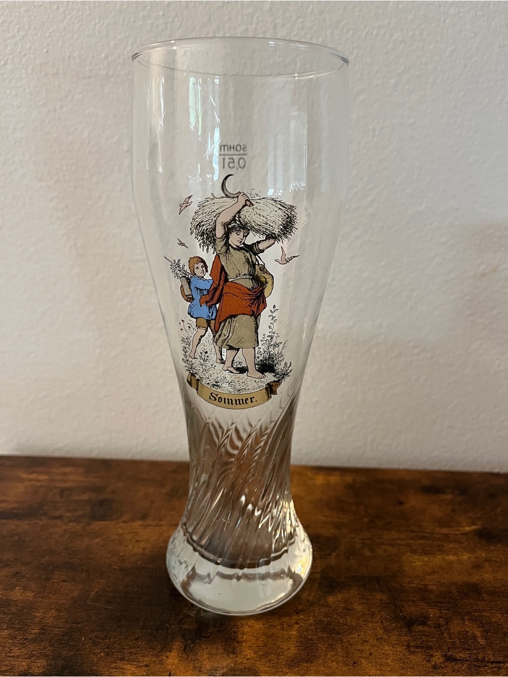 Vintage German 0.5L Wheat Beer Glass Weizenbierglas "Sommer" Twisted Swirl Base